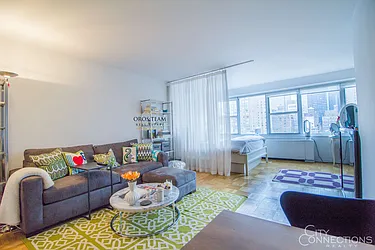 Rented by City Connections Realty
