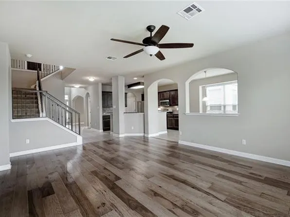 321 Bayou Bend Dr, Buda, TX 78610