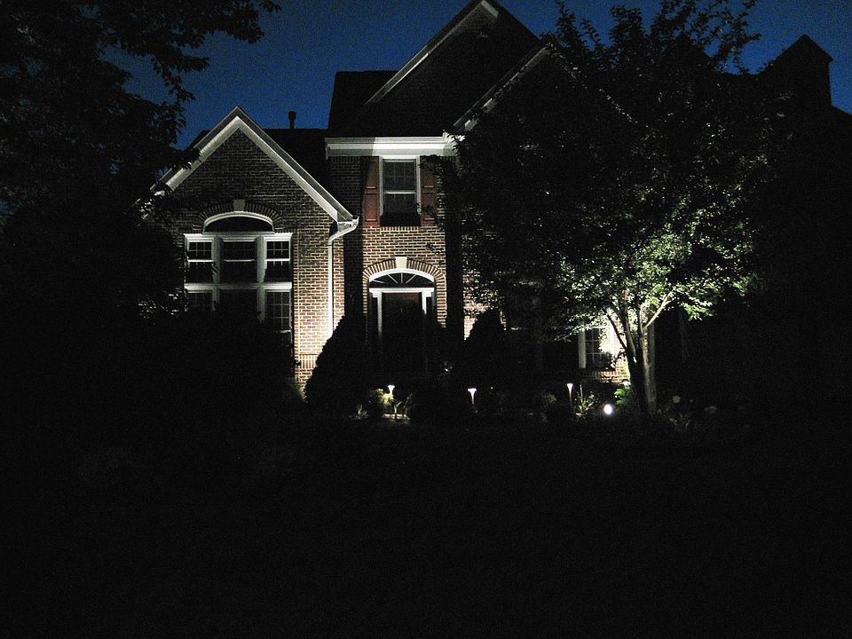 2nd image of 8306 Periwinkle Pl
