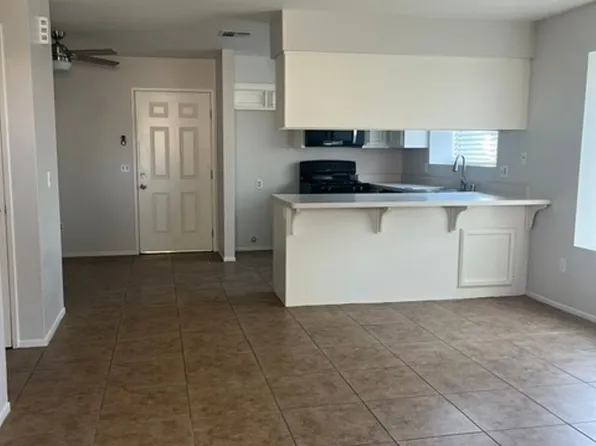8710 Lyn River Ct Unit A-d, Bakersfield, CA 93312