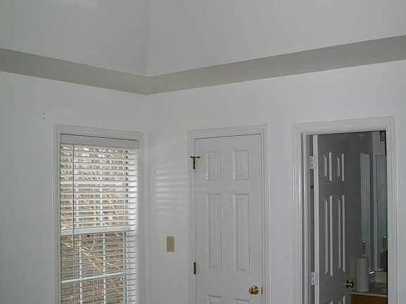 3rd image of 8003 David Lee Ln