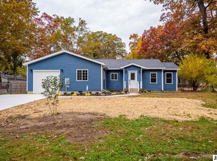 10650 Resort Rd, Pleasant Lake, MI 49272