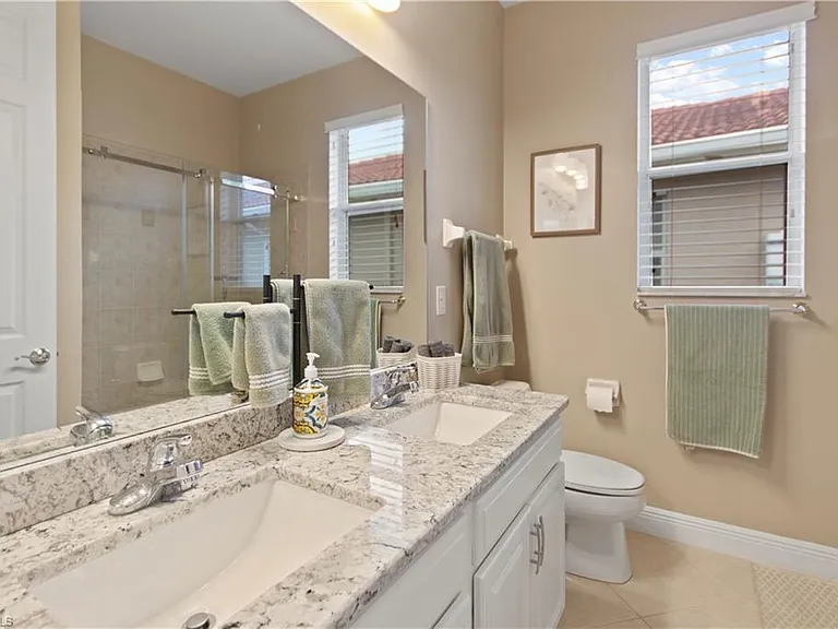8792 Largo Mar Dr — Photo 24