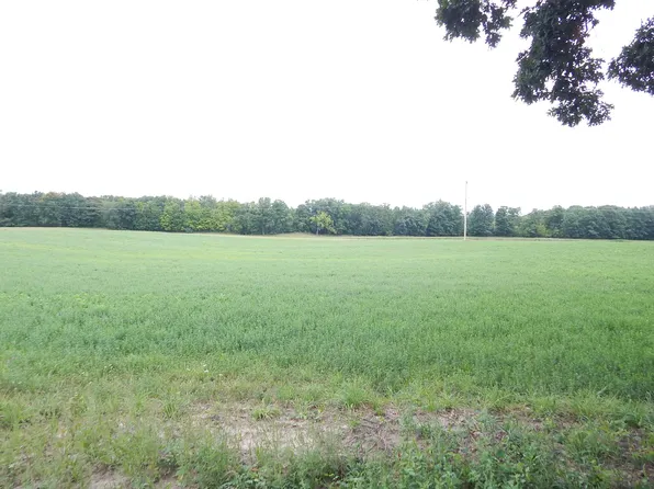 3069 Indian Lakes Rd NE, Cedar Springs, MI 49319