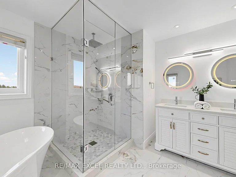 43 Piccadilly Rd — Photo 25