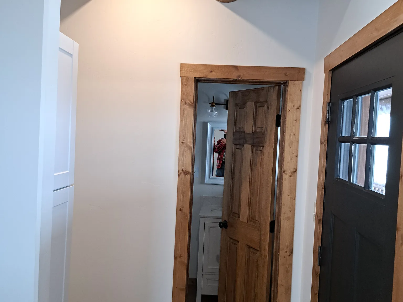 3 bed, 3.5 bath, 2800 sqft, $2,250 — Photo 4