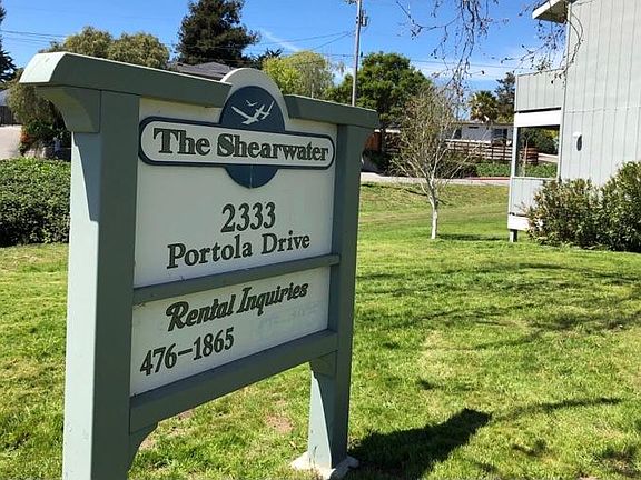 4th image of 2333 Portola Dr APT 1