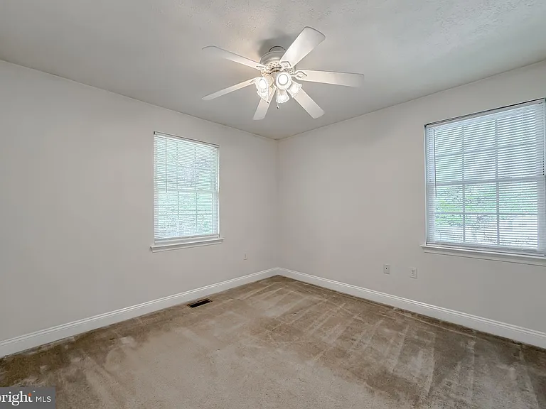 46231 Sylvan Ct — Photo 25