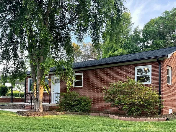 35 Circle Loop, Stony Point, NC 28678