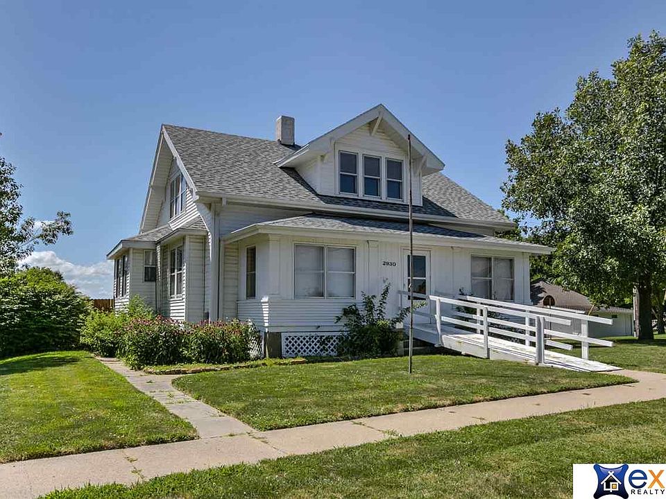 1st image of 2930 N 205th St