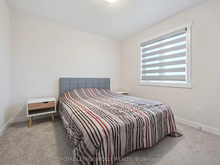 40 Moon Cres — Photo 14