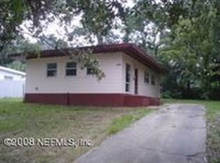 1379 Domas Dr, Jacksonville, FL 32211