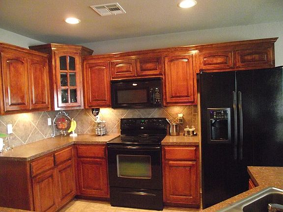 Beautiful Kitchen with GORGEOUS Cabinet