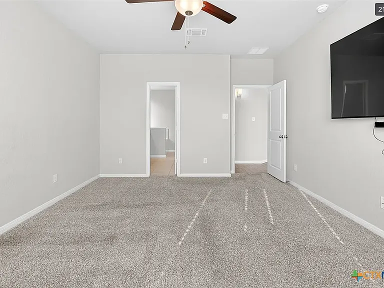 1709 Spence St — Photo 10