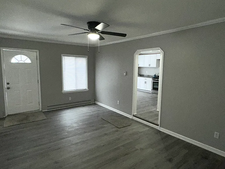 22800 Cottage Dr — Photo 5