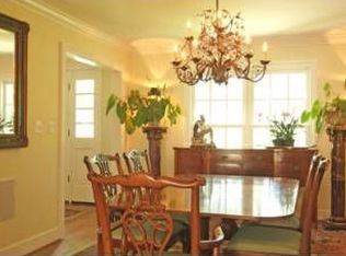 836 Broomley Rd, Charlottesville, VA 22901