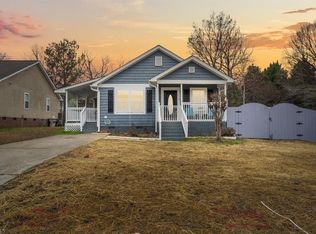 1429 Old Hickory Dr, Greensboro, NC 27405