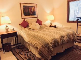 44 Old Mill Rd, Chester, NJ 07930