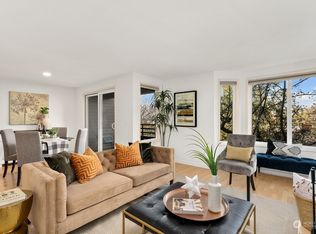 1300 W Boston St #32, SEATTLE, WA 98119