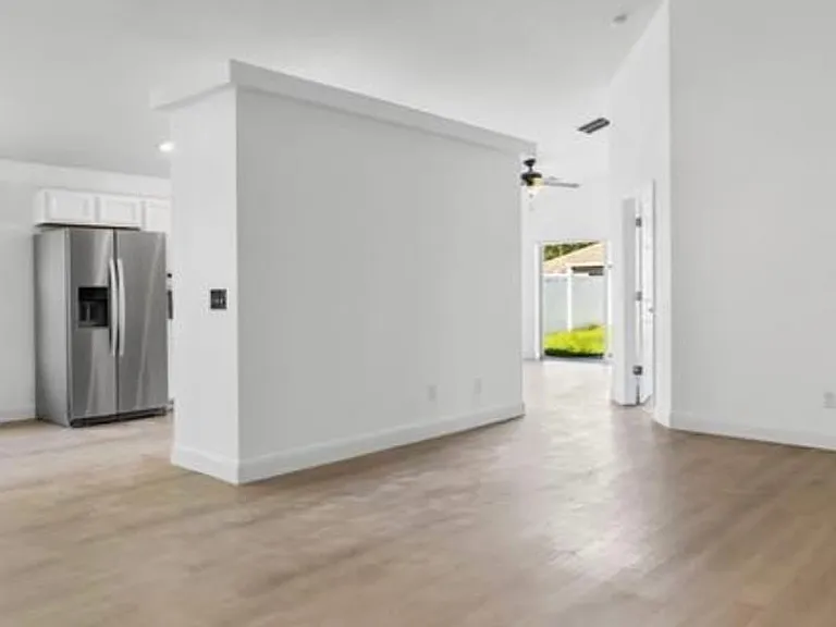 3078 Mandolin Dr — Photo 2