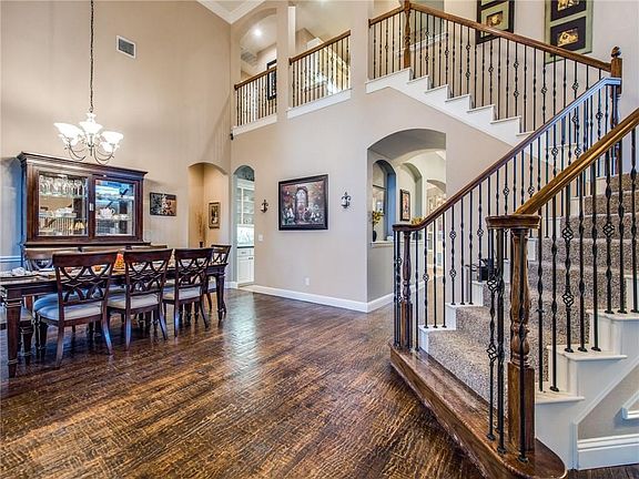 5th image of 8029 Ambiance Way