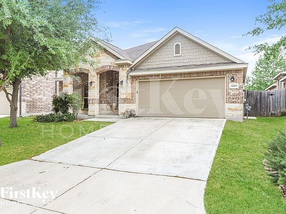 2nd image of 14430 Palomino Pl