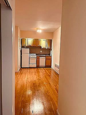 2nd image of 326 E 82nd St #2BB
