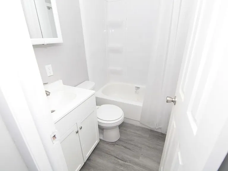 3907 7th Ave — Photo 8
