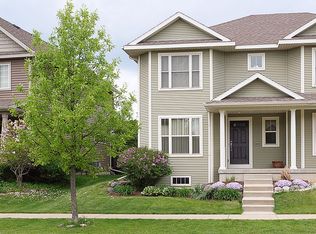 1434 Wild Iris St, Sun Prairie, WI 53590