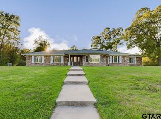 405 Moore St, Winnsboro, TX 75494
