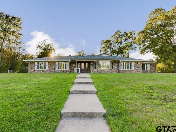 405 Moore St, Winnsboro, TX 75494