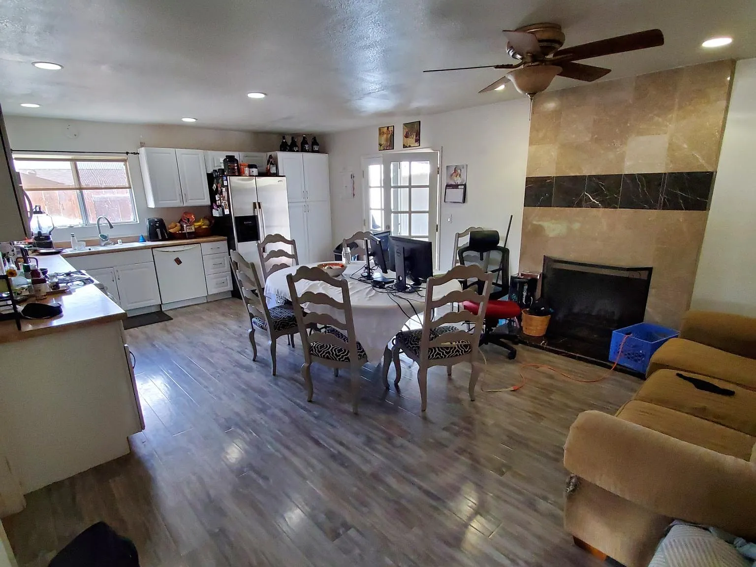 2 bed, 1800 sqft, $950 — Photo 4
