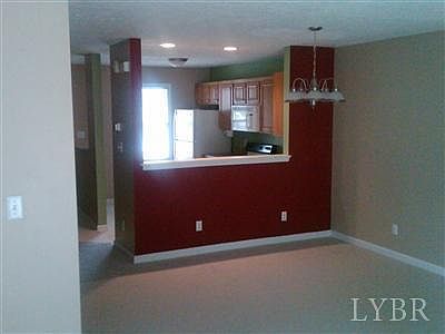 2nd image of 305 E Wexford Pl