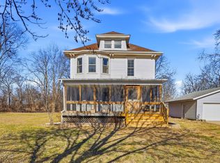 17197 115th St, Wapello, IA 52653
