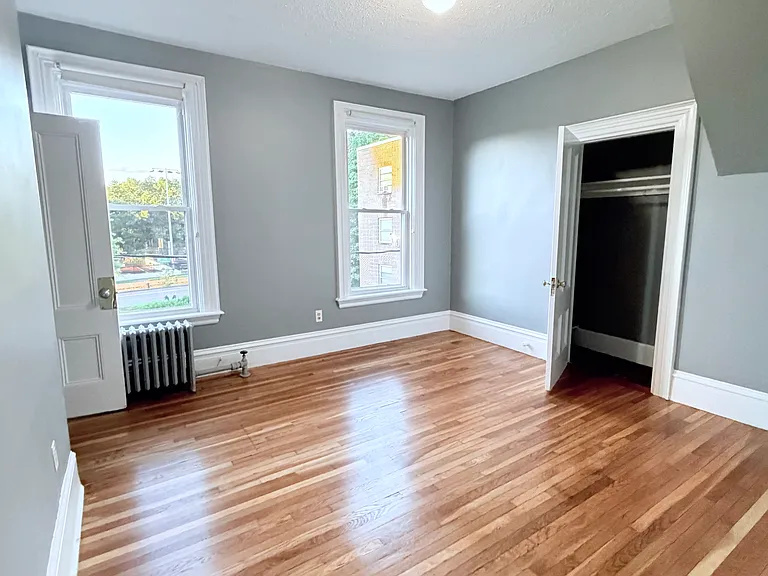 14 Mayfair St #2 — Photo 10