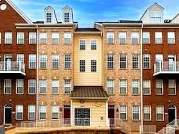 2665 Manhattan Pl #2/303, Vienna, VA 22180