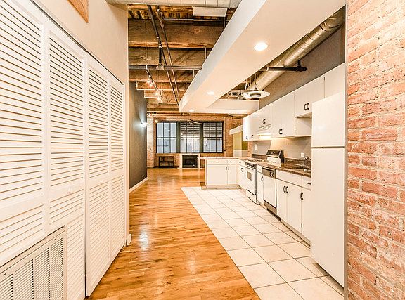 2nd image of 732 S Financial Pl 309 #309