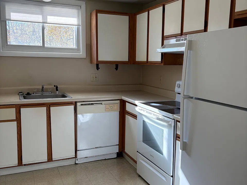 41 Fairmount Pl #4