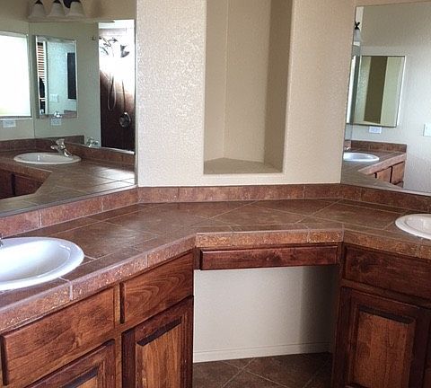 4th image of 400 Sabino Dr