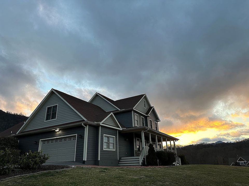 1st image of 99 Stepping Stone Ln