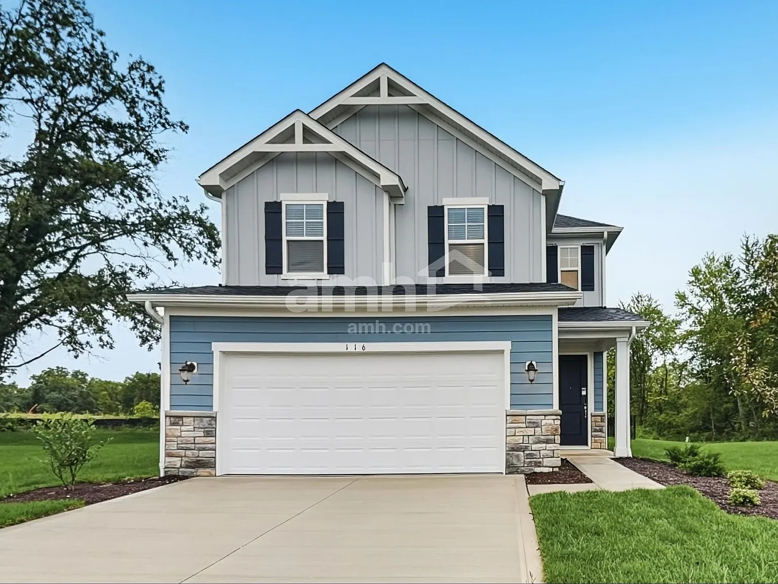 4 bed, 2.5 bath, 1977 sqft, $2,850 — Photo 1
