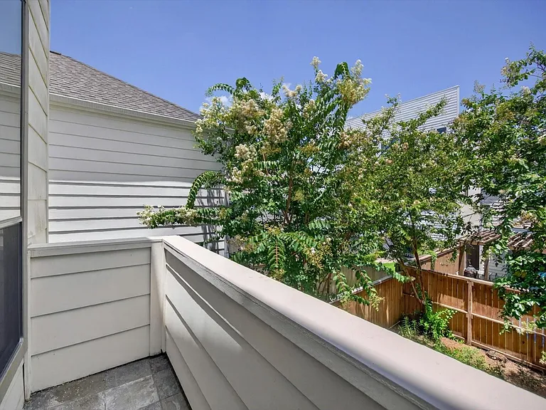 6016 Truro St — Photo 18
