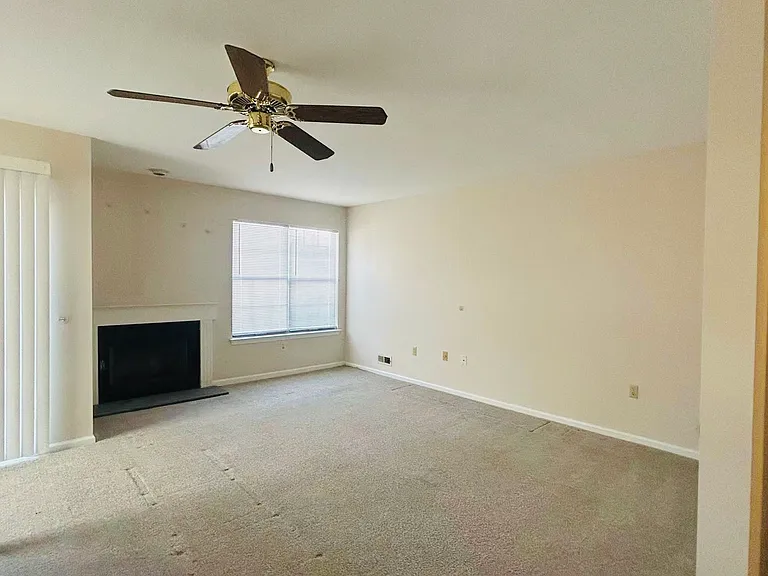309 Stonebridge Blvd — Photo 2