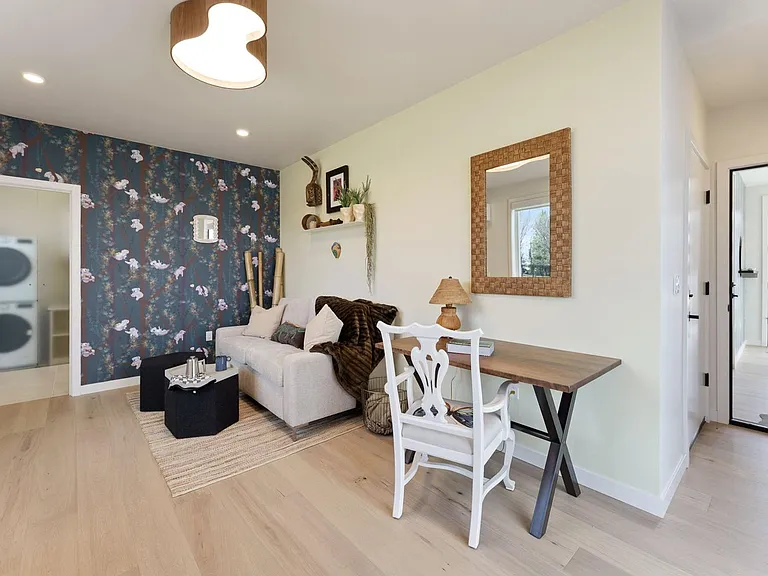 211 SW Log Ct — Photo 9