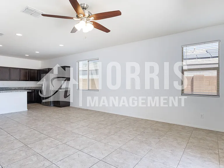 1153 E Gabrilla Dr — Photo 12