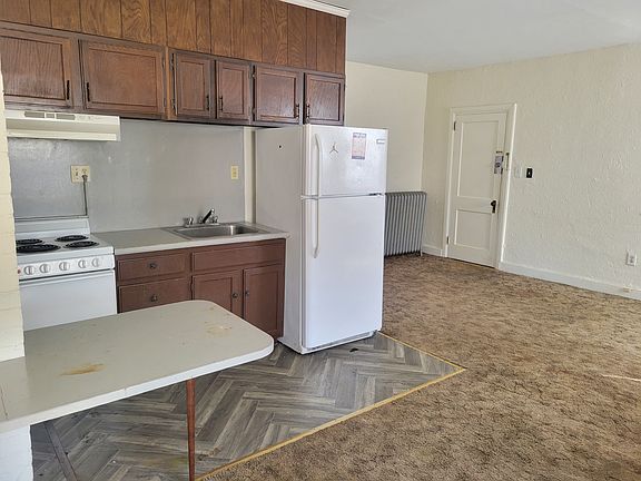 5th image of 206 Main St #4