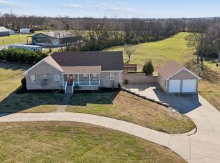517 Nichols Ln, Gallatin, TN 37066