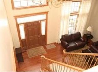 1436 Glencoe St, Wheaton, IL 60187