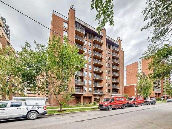 2nd image of 1323 S 15th Ave SW #302