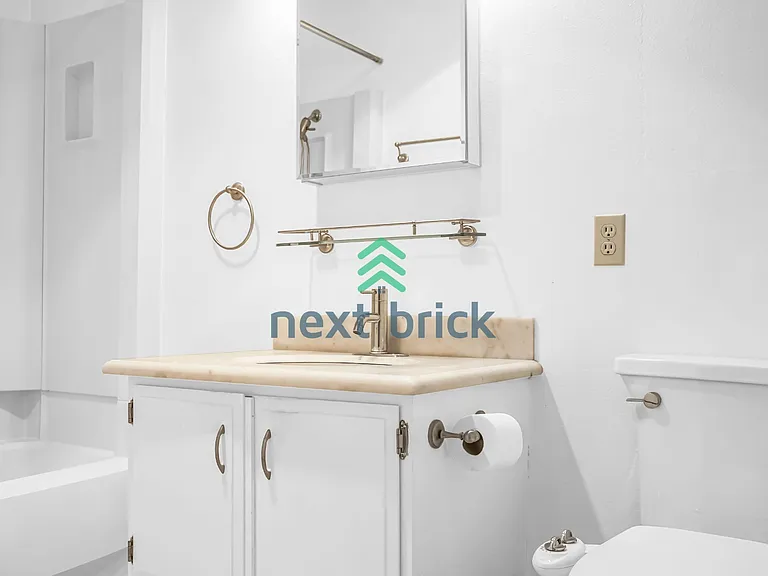 555 Prospect St #4 — Photo 9